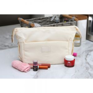 COSMETIQUERA DABOLA. personalizada